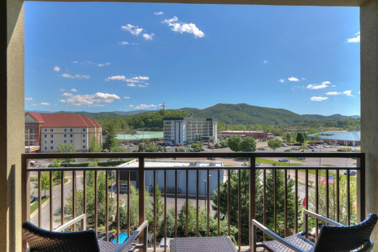 Courtyard By Marriott Pigeon Forge Hotel Exterior photo